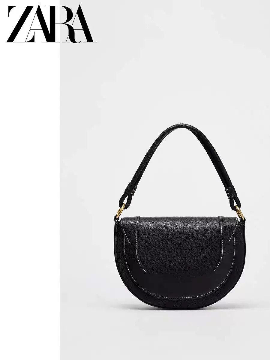Elegant Saddle Crossbody Bag